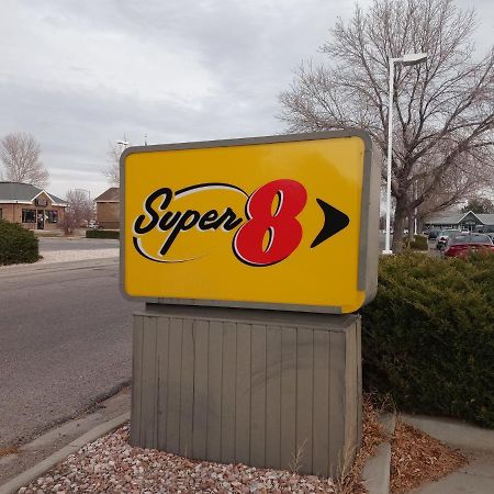 Отель Super 8 By Wyndham Виндзор Экстерьер фото